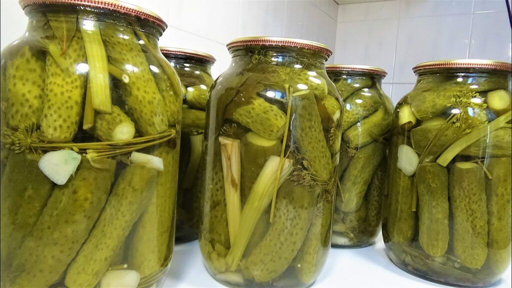 огурцы с уксусом