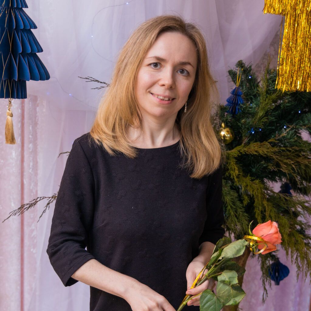 Новикова
