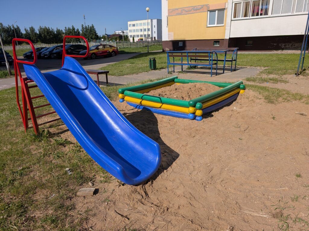 детская площадка