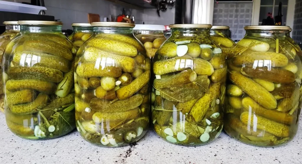 огурцы закатанные