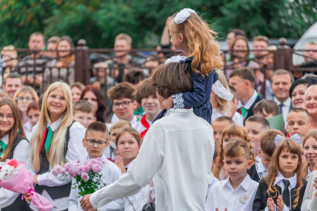 Что о Дне знаний говорят ученики и учителя Узденской СШ №1