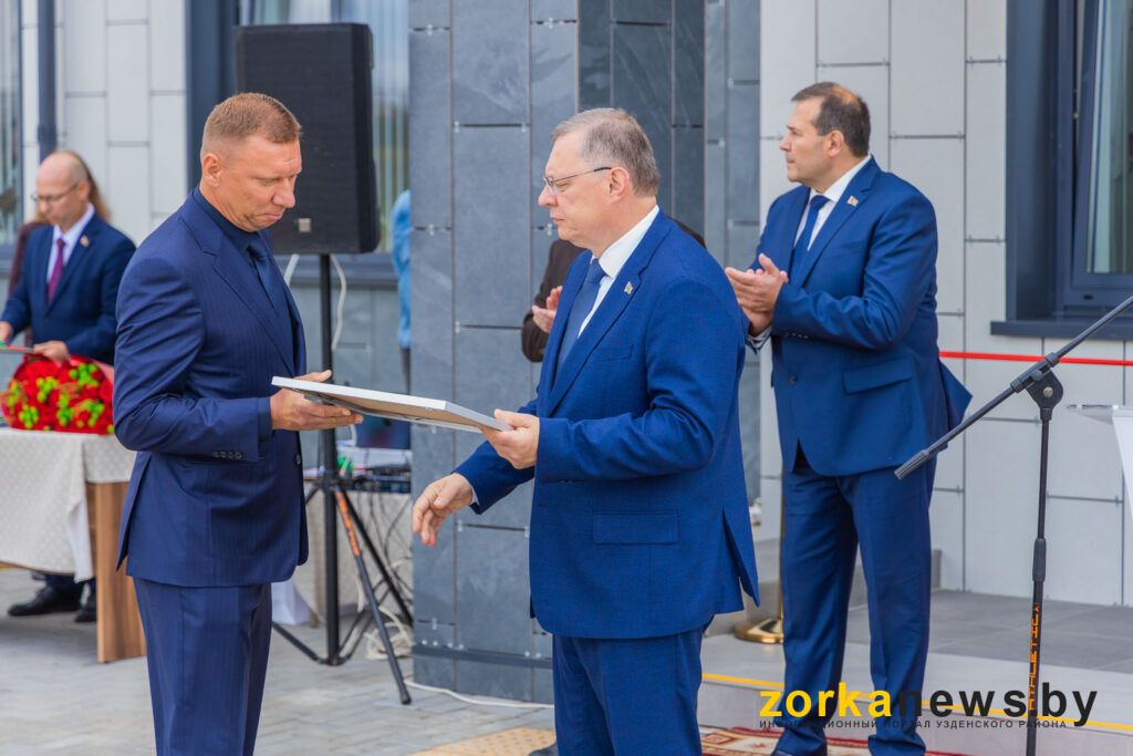 Хвостов