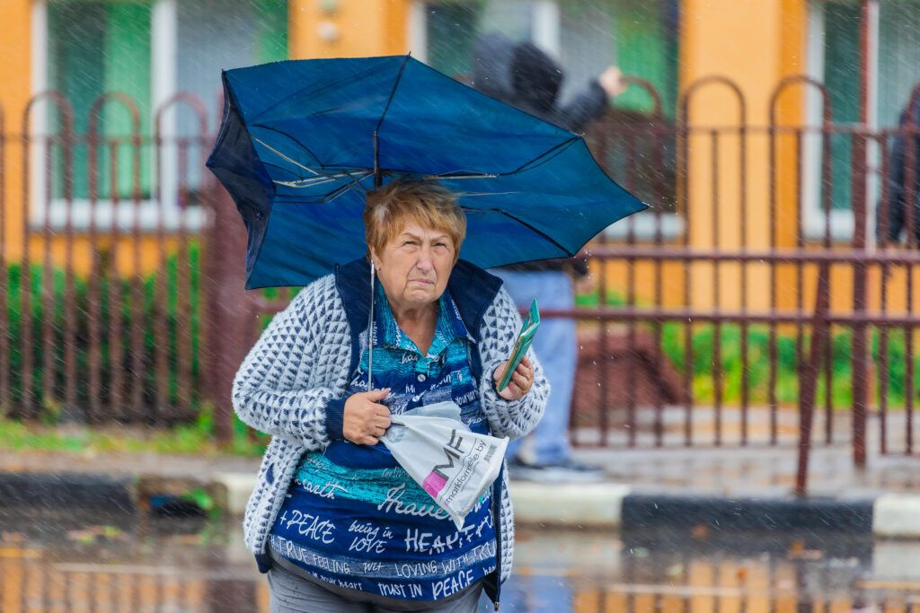 Оранжевый уровень опасности: ливни и грозы ожидаются в Беларуси 22 сентября