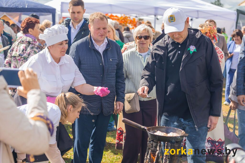 Кушнаренко жарит драники
