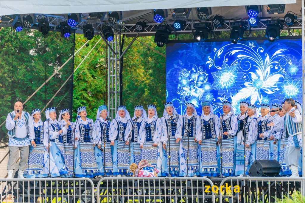 выступление вокального коллектива
