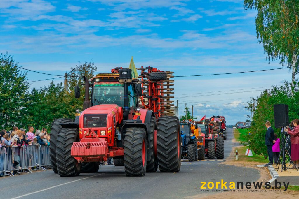 парад техники на дажынках