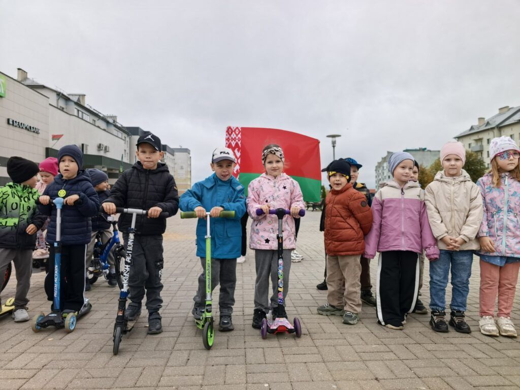 дошкольники