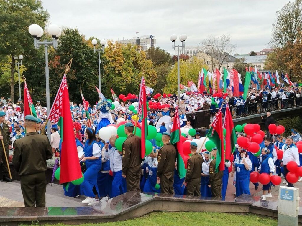 На первом Союзном слете в Витебске мастер-классы проводили жительницы Узденщины