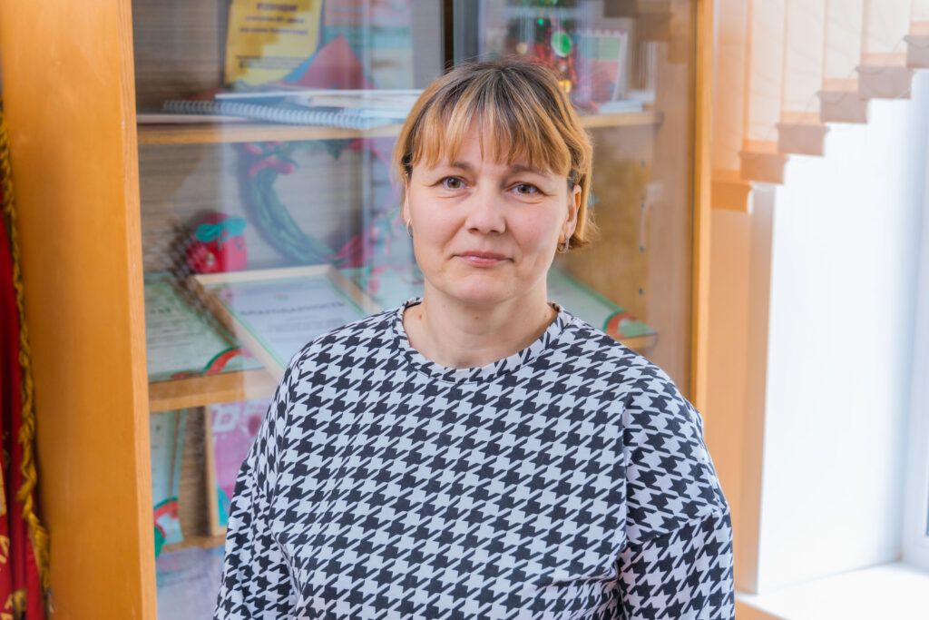 учительница сельской школы