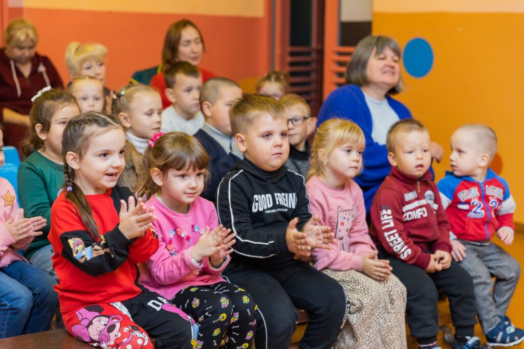 дети в детском саду